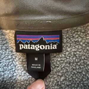Patagonia Charcoal Fleece Pullover